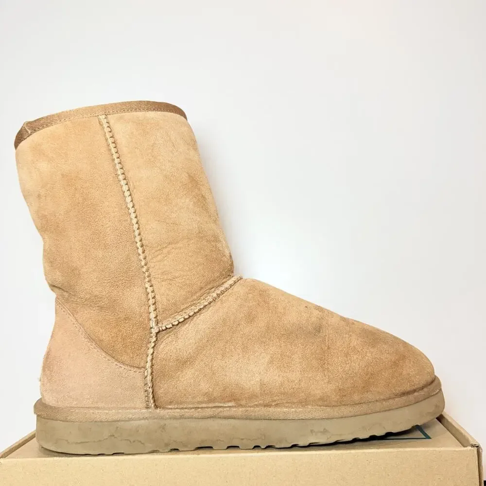 UGG Classic Short II Boots Women's Size 10 Chestnut Suede Sheepskin Winter Brown